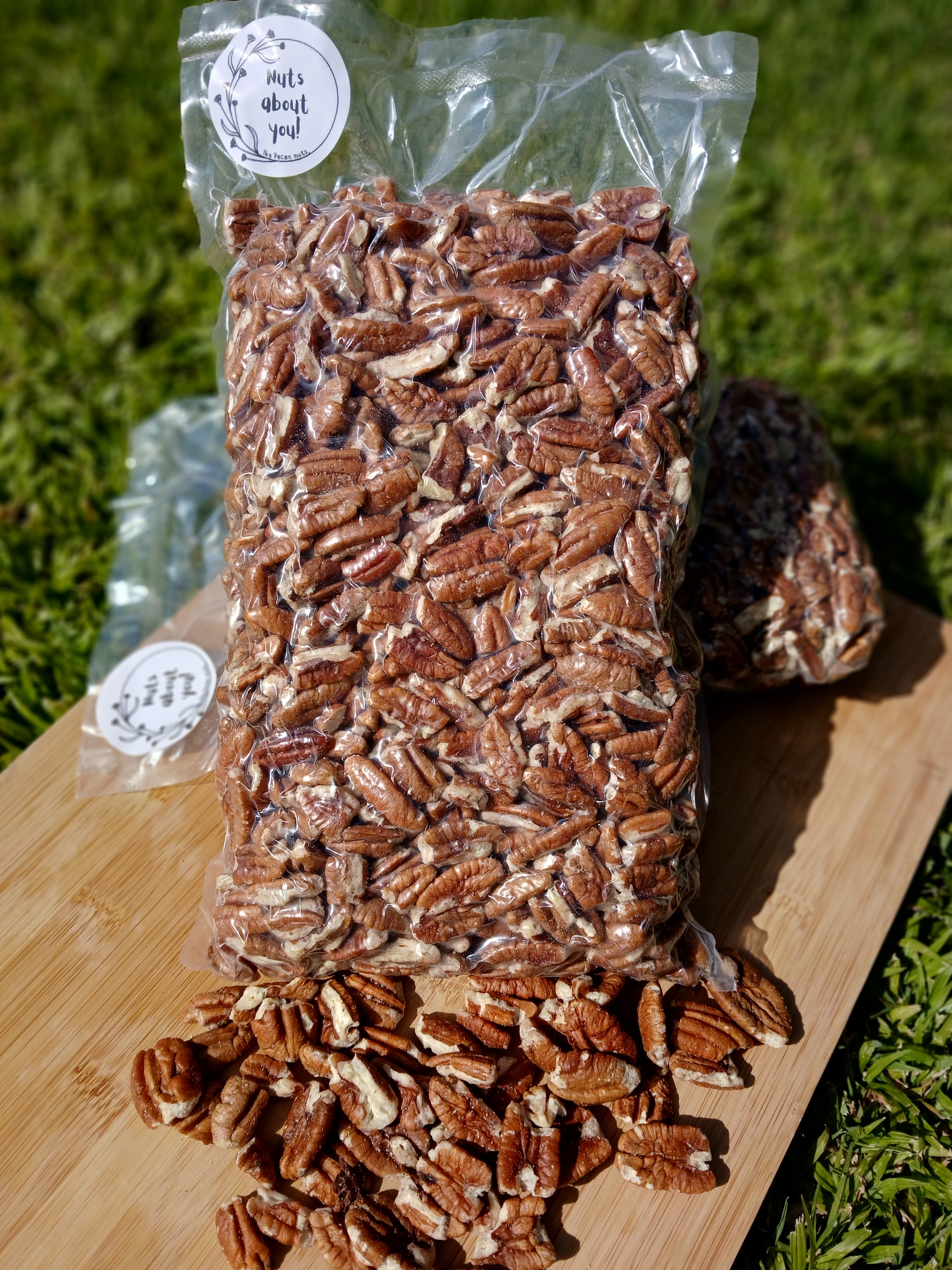 Fresh Premium Pecan Nuts – 2kg Bag inc Courier